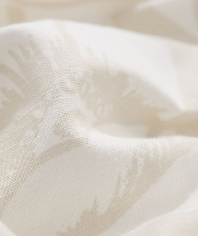 Floral Cotton Linen Short-Sleeve ShirtFloral Cotton Linen Short-Sleeve Shirt - Image 2
